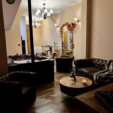 Le Secret D'Adam Apartment Rouen Bagian luar foto