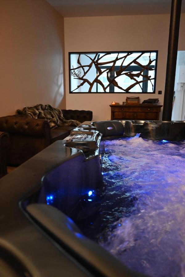 Le Secret D'Adam Apartment Rouen Bagian luar foto